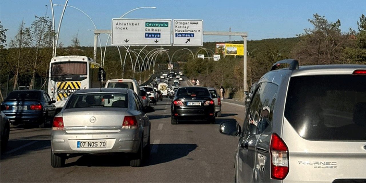Ankara'da okul trafiği: Yollar kitlendi