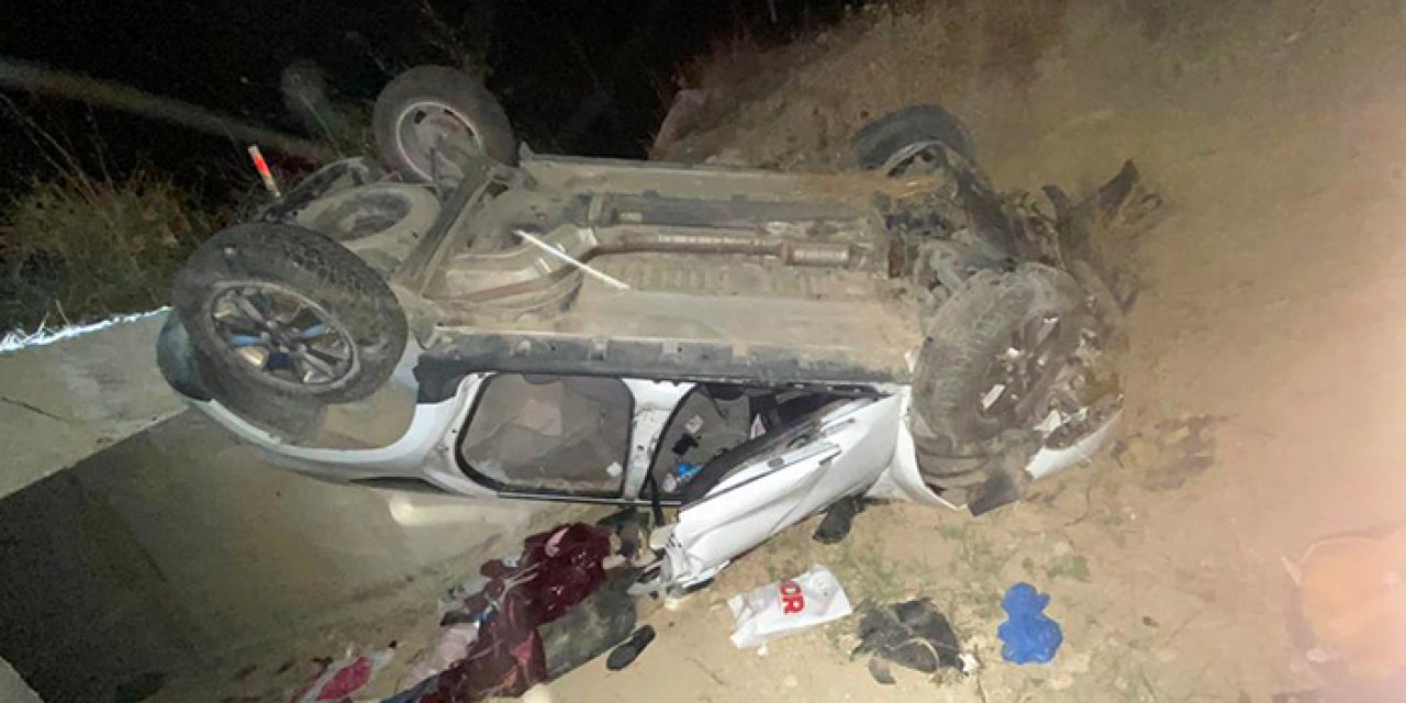 Otomobil şarampole yuvarlandı: 1’i ağır 3 yaralı