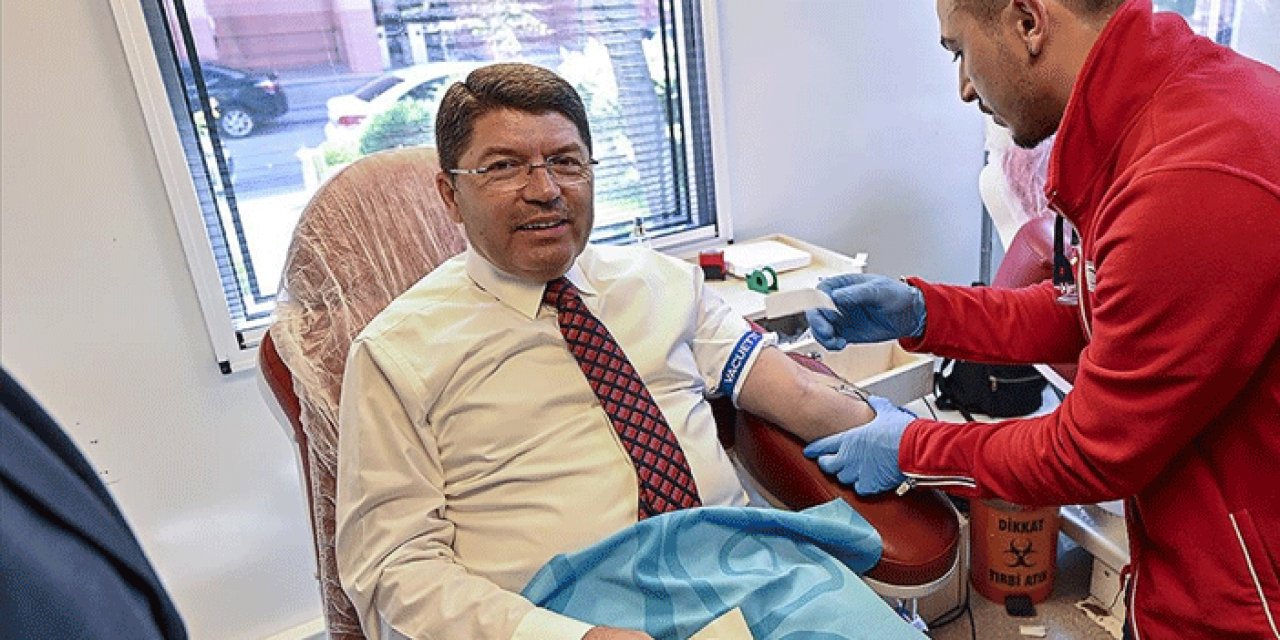Adalet Bakanı Yılmaz Tunç'tan kan bağışı