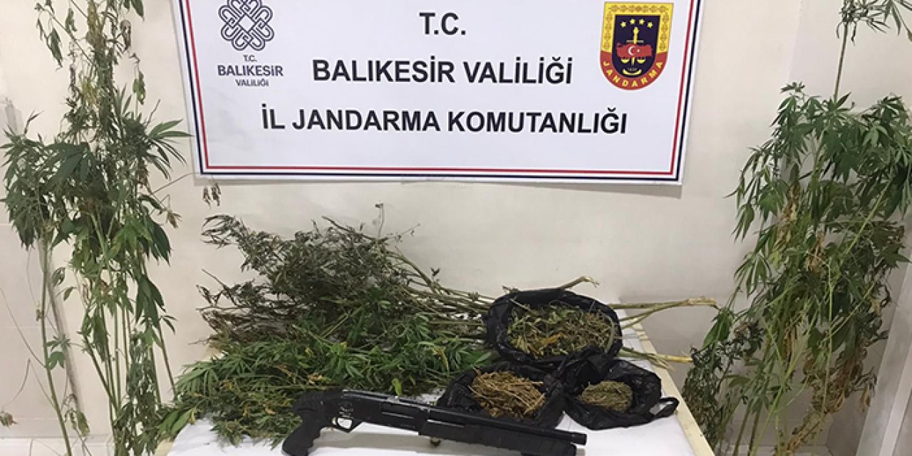 Balıkesir'de 2 ilçeye operasyon: Çok sayıda uyuşturucu yakalandı