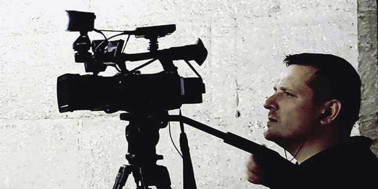 Taksiye çarpan muhabir hayatını kaybetti