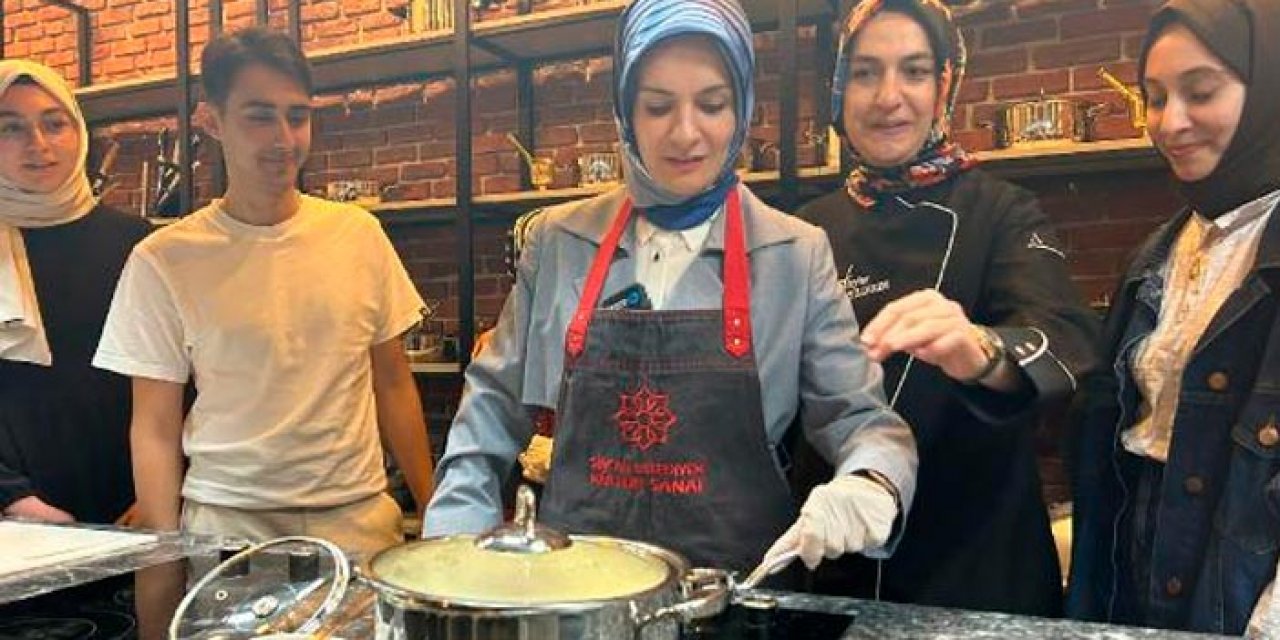 Bakan Mahinur Göktaş yemek yaptı