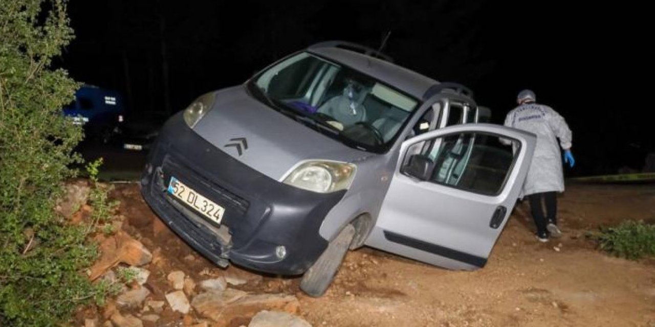 Araç kaymasın diye tuğla koydu: Altında kaldı