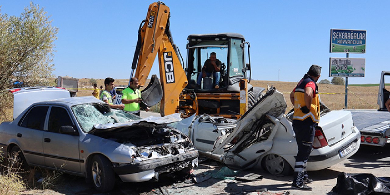 Hatalı sollama can aldı: 3 ölü 2 yaralı