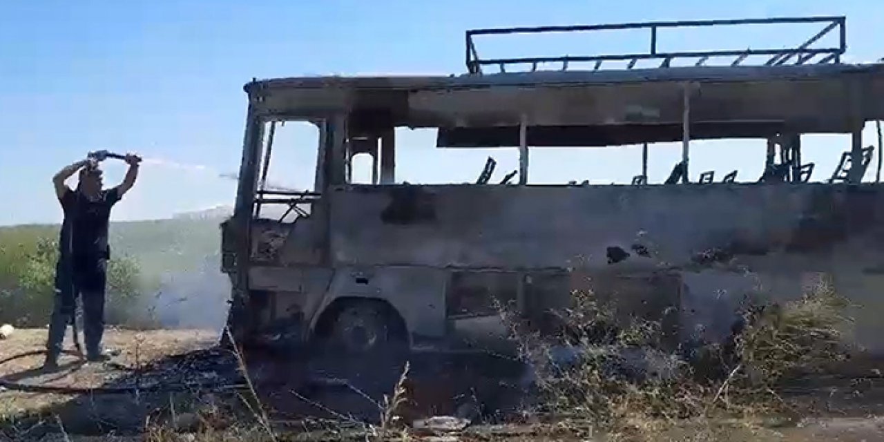 Yabancı uyruklu tarım işçileri şoförüyle tartıştıkları minibüsü yaktılar!