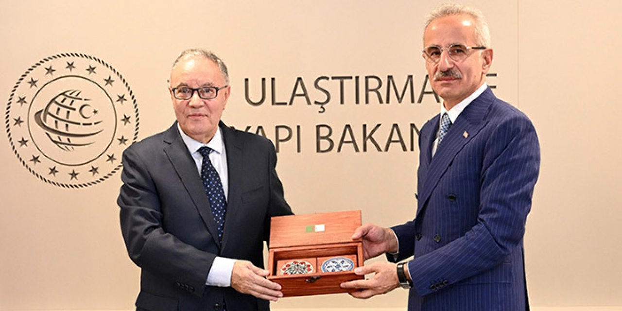 Bakan Uraloğlu, Cezayir Büyükelçisi ile görüştü