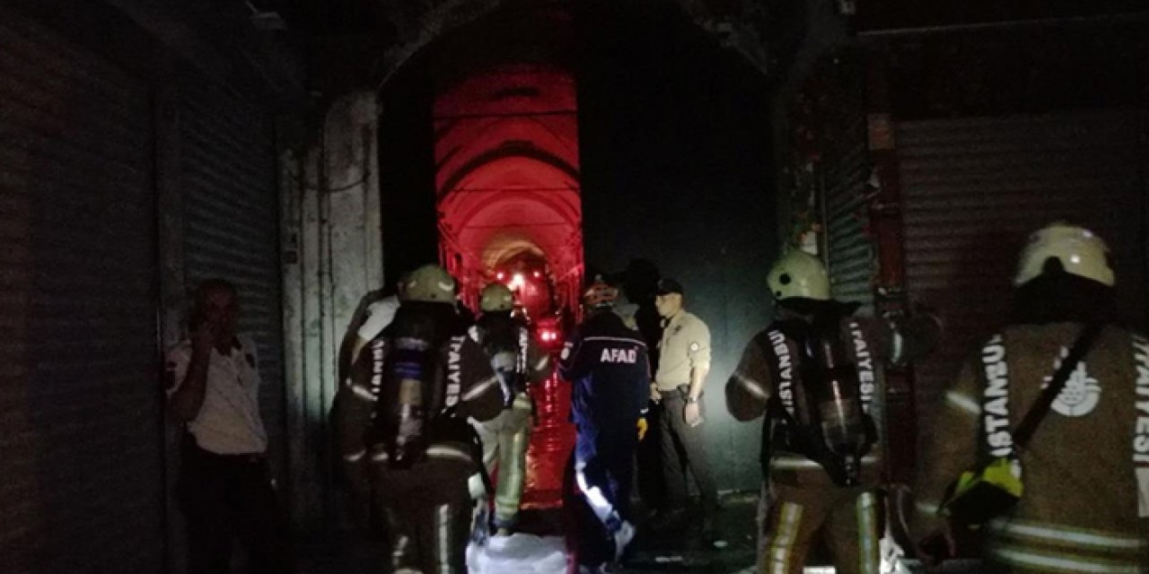 Kapalıçarşı'da yangın çıktı