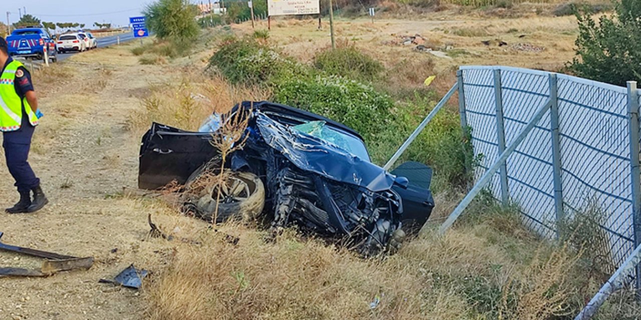 Aşırı hız can aldı: 3 ölü, 3 yaralı