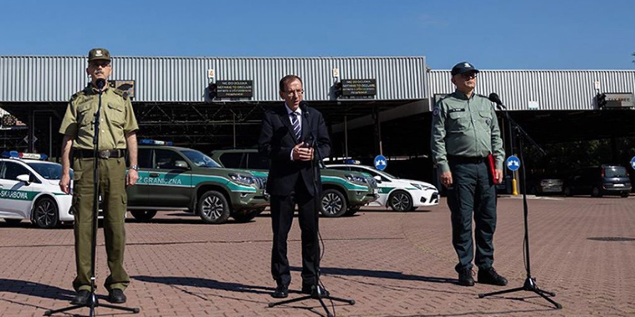 Polonya, Rusya plakalı araçların girişini yasakladı