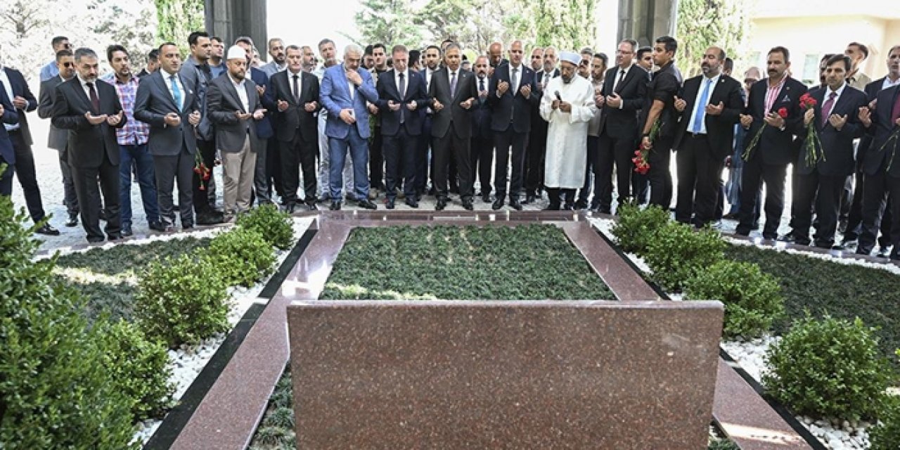 Adnan Menderes mezarı başında anıldı