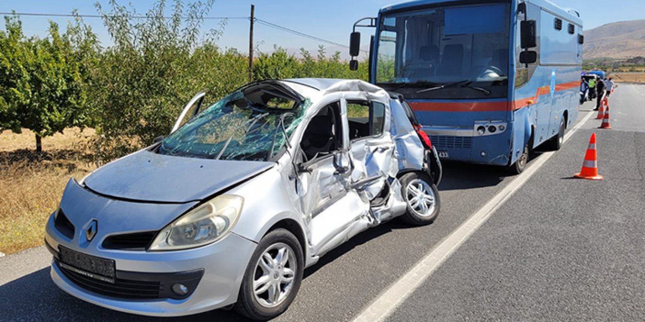 Cezaevi nakil aracına çarptı yaşamını yitirdi: 4 yaralı