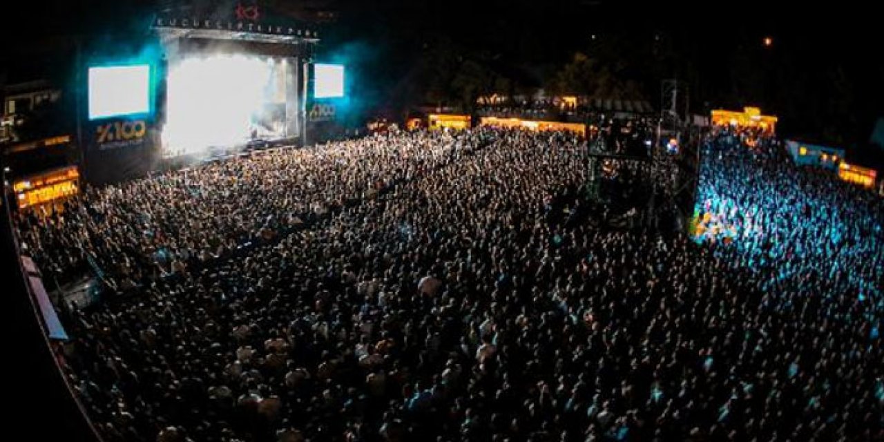 İstanbul'da binlerce kişiden Erkin Koray'a saygı duruşu