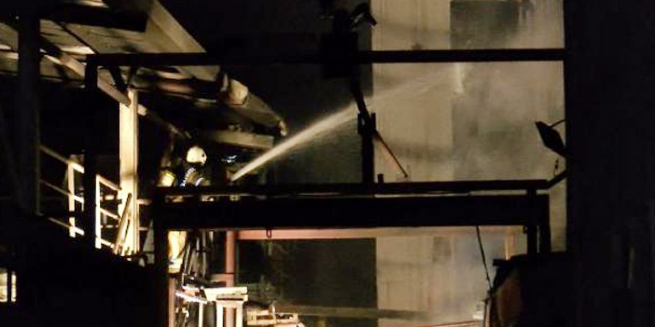 Tuzla'da yangın çıktı