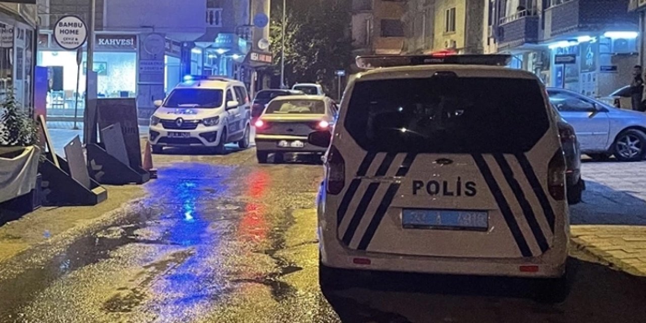 Elazığ'da silahlar konuştu: 2 yaralandı