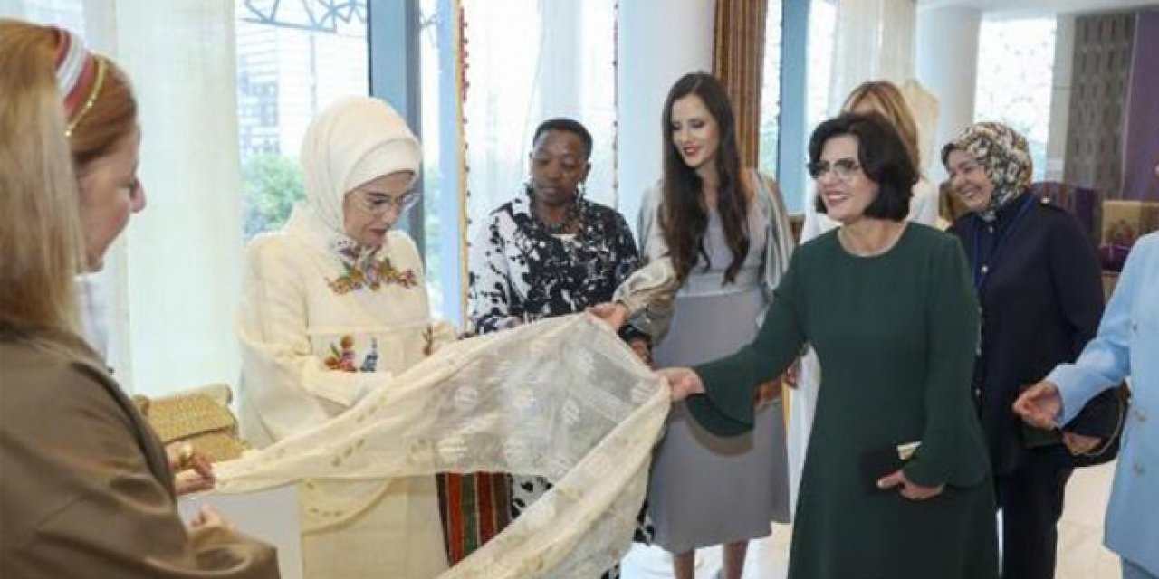 Emine Erdoğan ‘Türkiye Dokuma Atlası Programı’nda