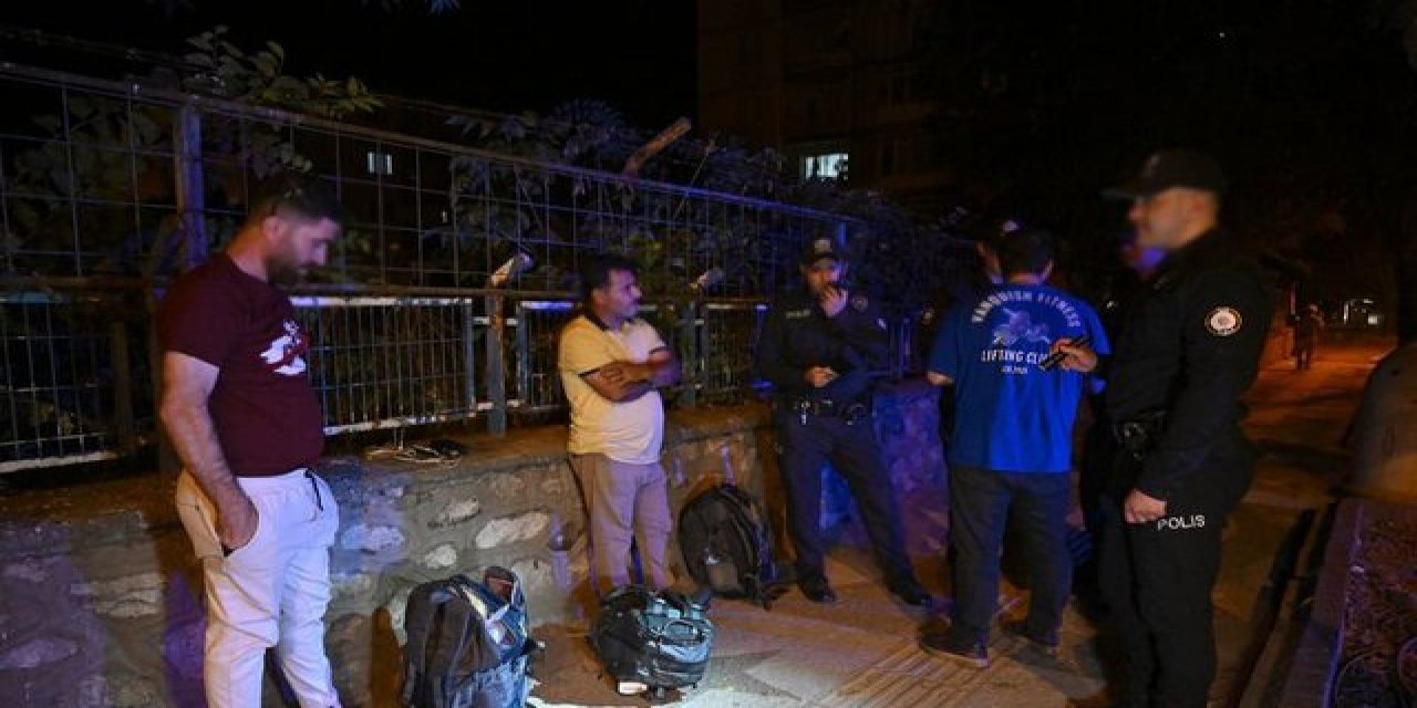 Türkiye'ye giren 41 kaçak göçmen yakalandı