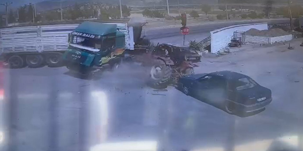 Kaza yapmamak için manevra yaptı bekleyen araçlara çarptı