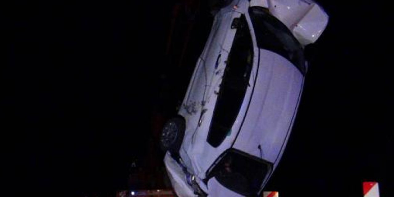 Bursa'da araç şarampole yuvarlandı