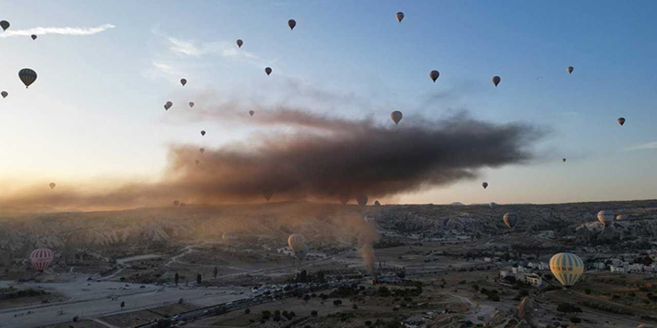 Kapadokya’da yangın: Balonlar dumanlara gömüldü