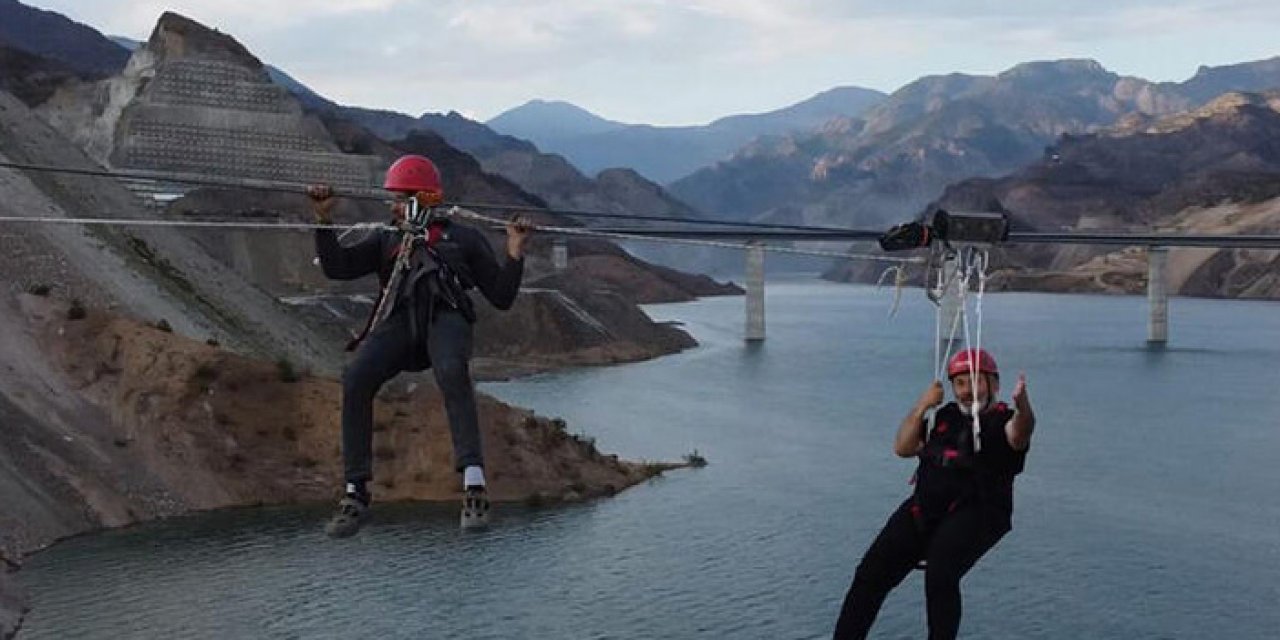 Belediye Başkanı mahsur kaldı