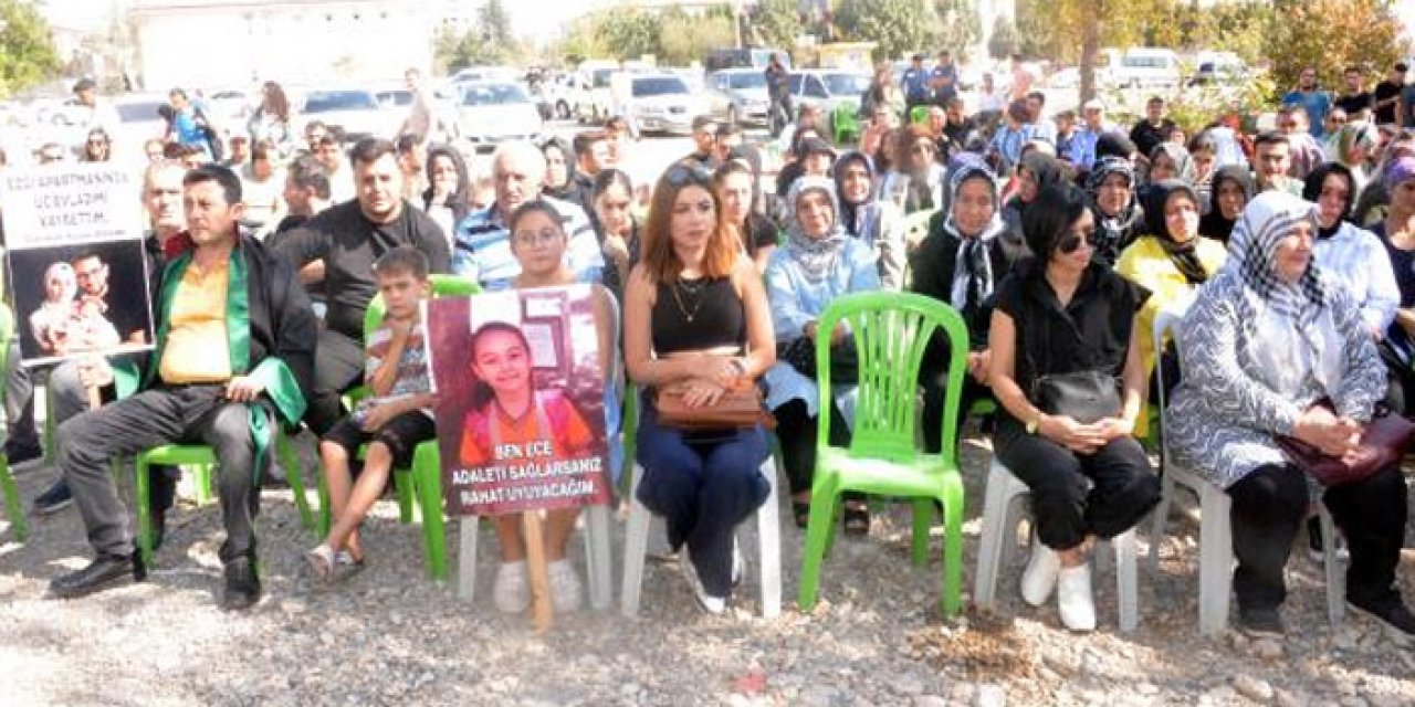 Ebrar Sitesi'nde ölenleri yakınlarından imara tepki