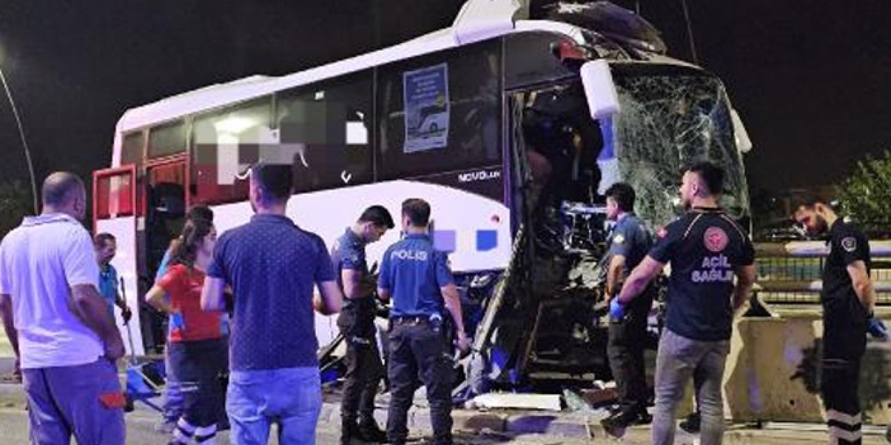 Hava limanına giderken kaza: 5 yaralı