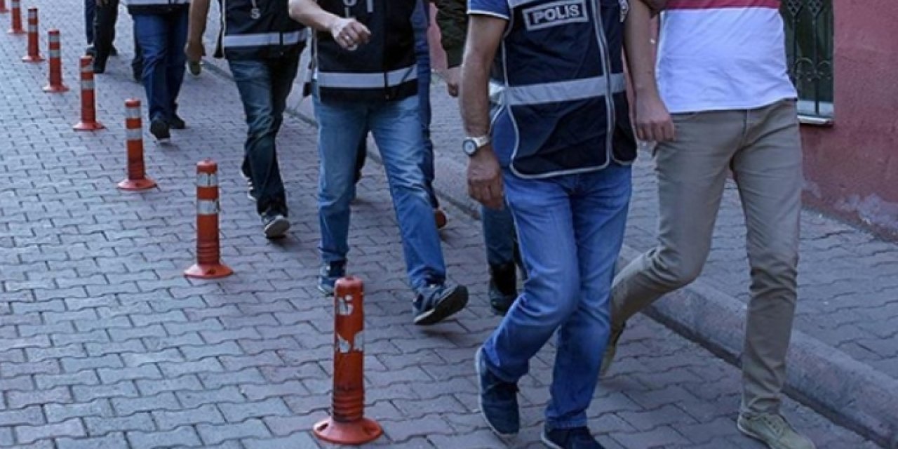 Ankara'da FETÖ operasyonu: 25 gözaltı