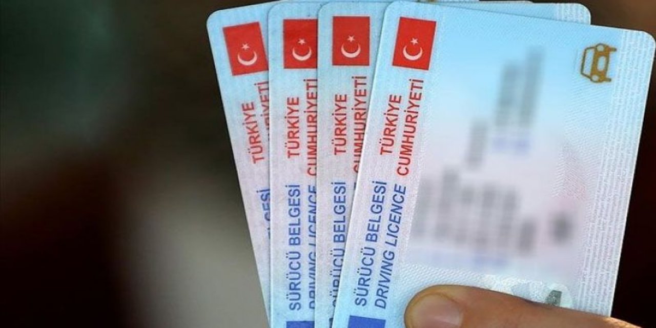 Araba Ehliyeti Yaşı Düştü mü? Araba Ehliyeti Yaşı Kaça Düştü?