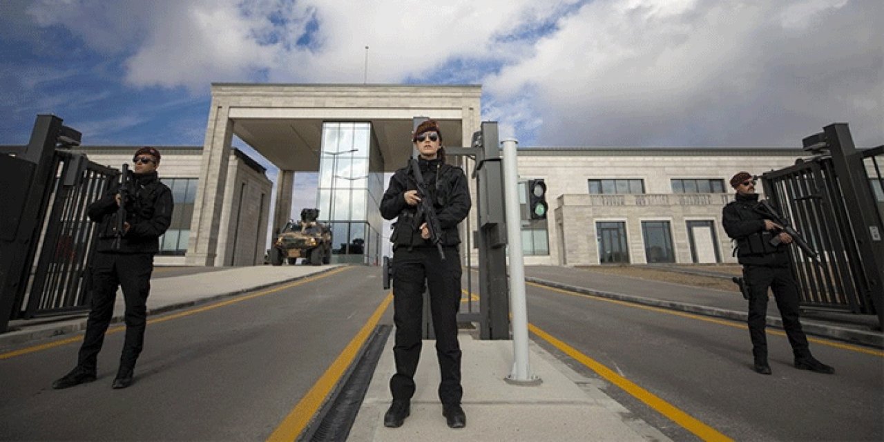 MİT ilan açtı: Personel alınacak