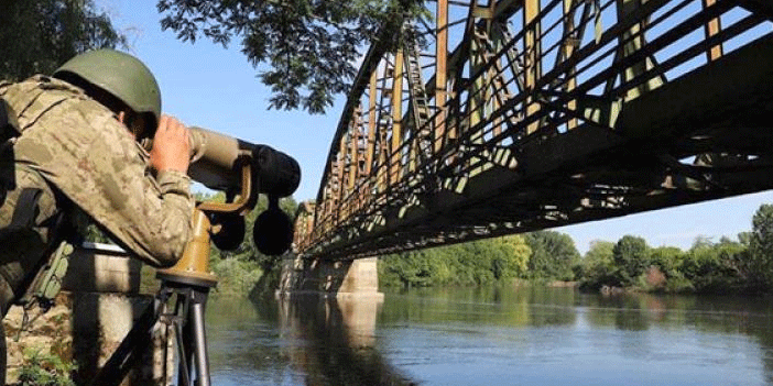 Sınırda 17 kişi yakalandı