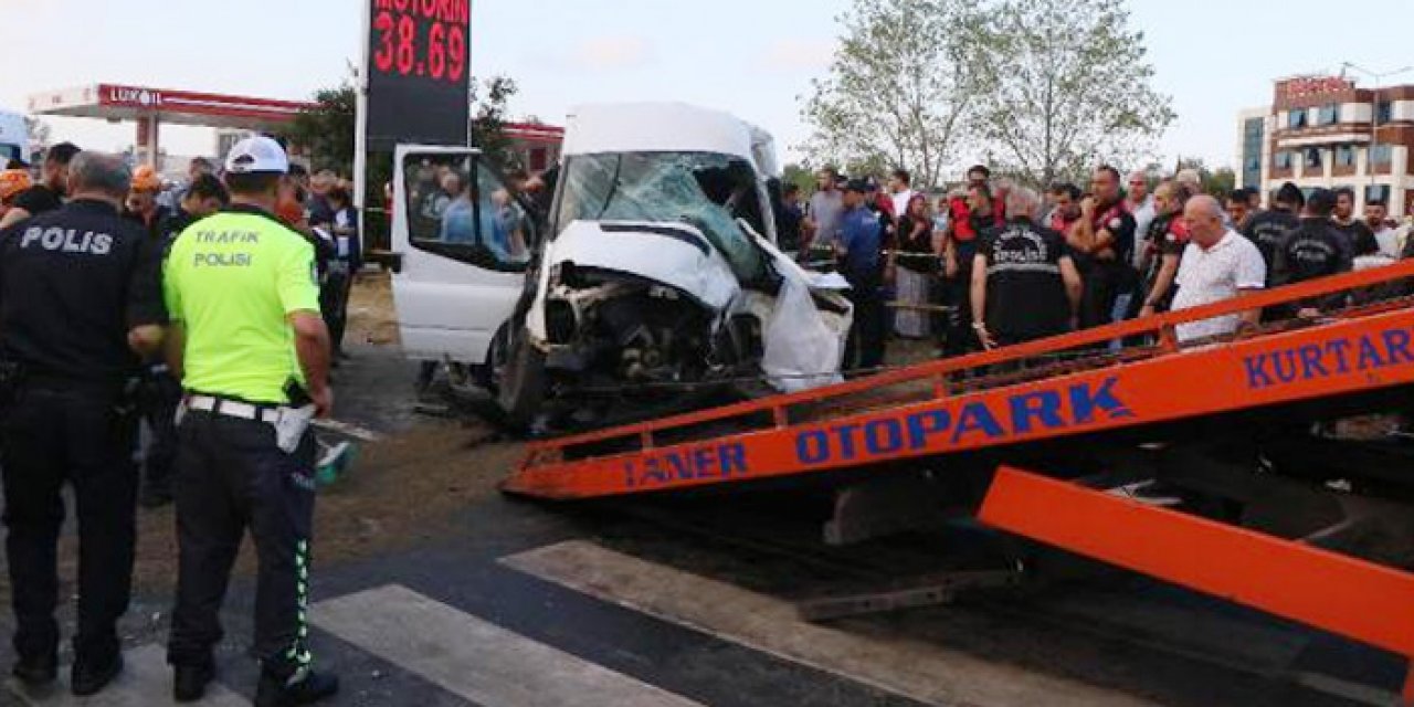 Samsun'da ışık ihlali yaptı: Kazada 1 ölü 4 yaralı var