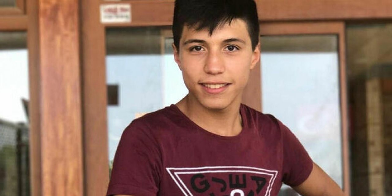 Epilepsi nöbeti geçirip düştü: Araba çarptı