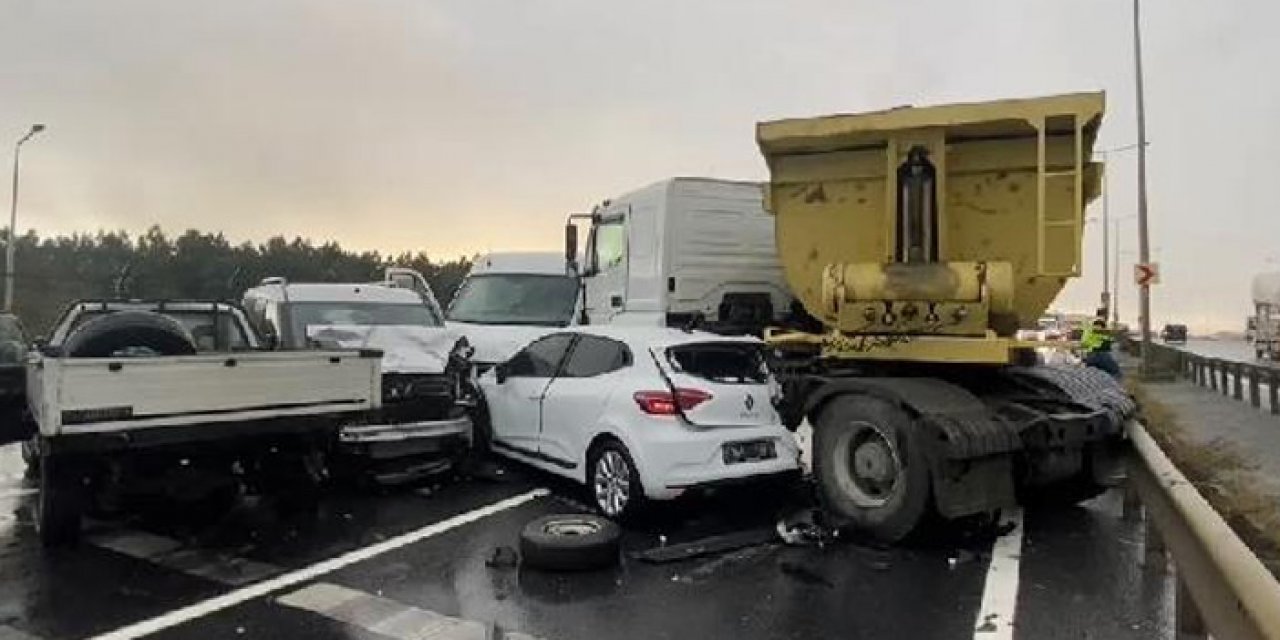 Sultangazi'de hafriyat kamyonu 6 aracı biçti