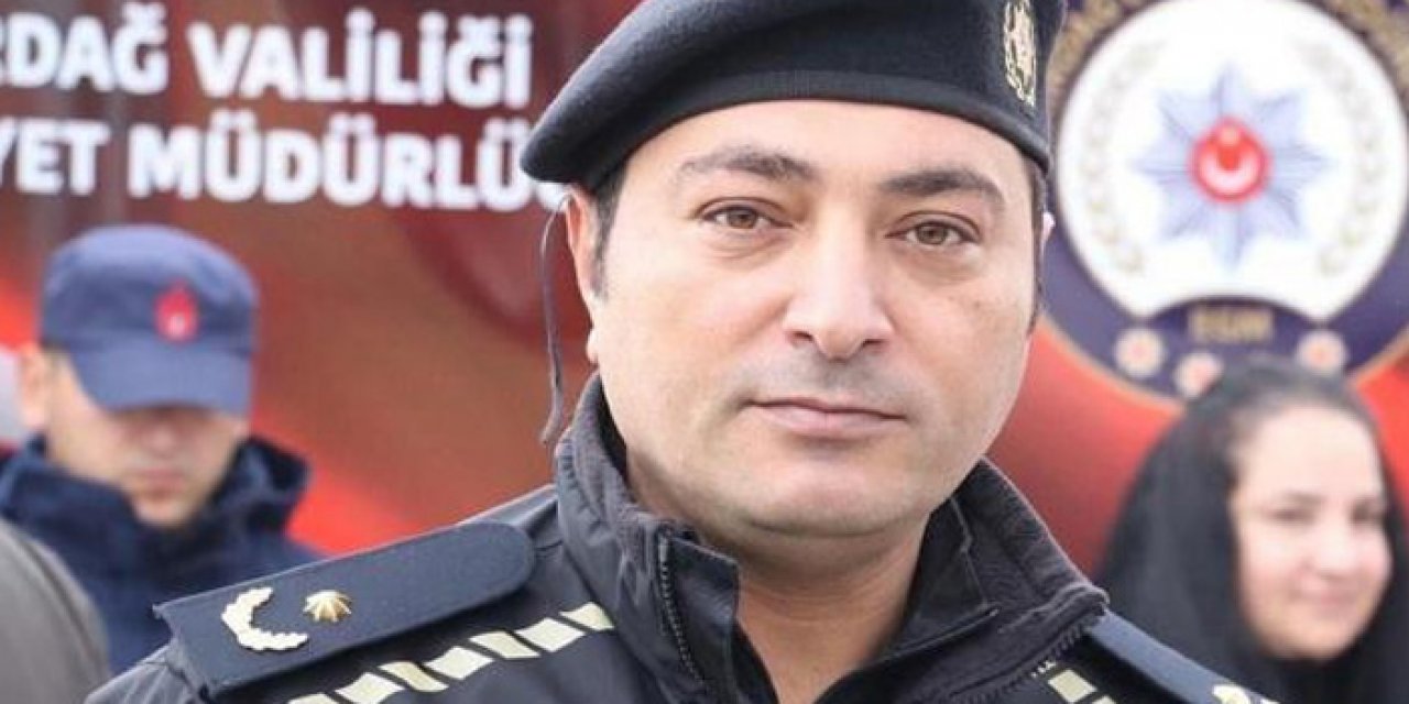 Depremzedelerin eşyalarını emniyet müdürü çaldı