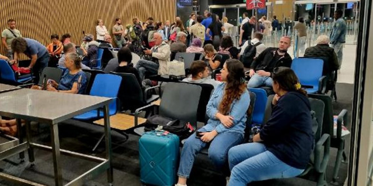 Elektrik yüklü bulutlar tehdit oluşturdu