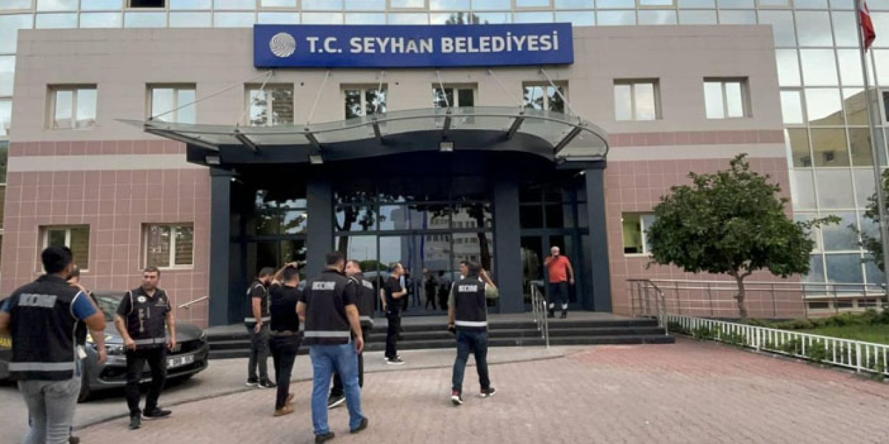 Adana'daki belediyelere rüşvet operasyonu
