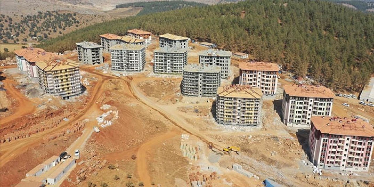 9 bin 800 deprem konutu yıl sonunda teslim edilecek