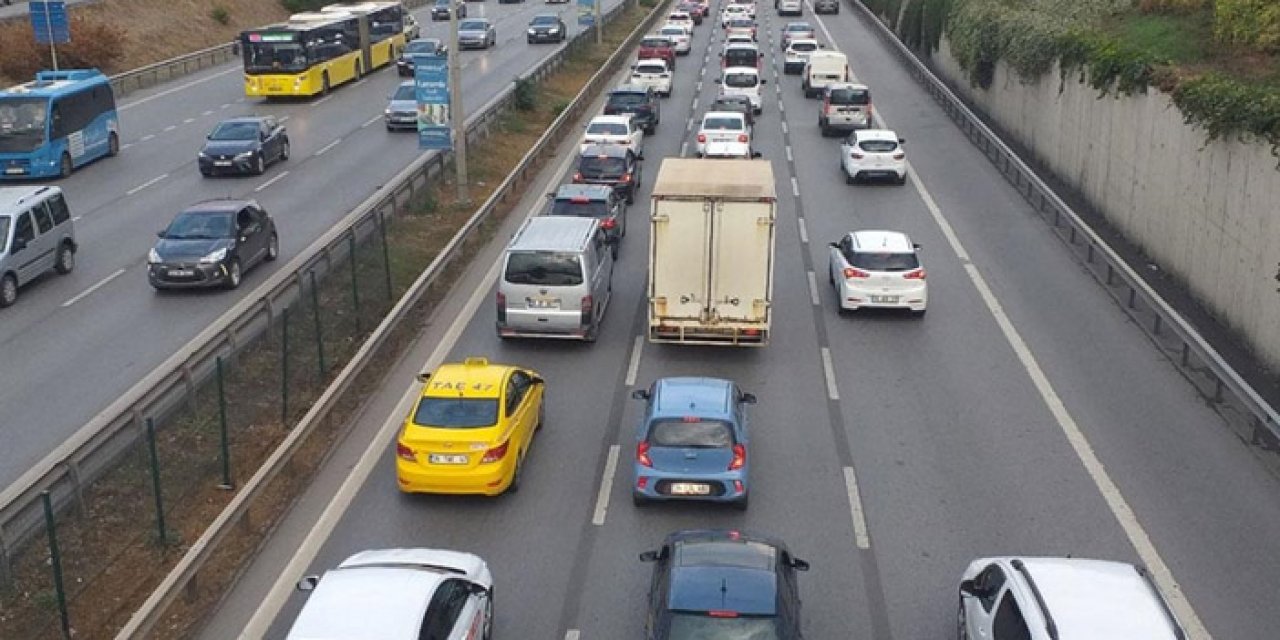 İstanbul’da trafik çilesi: Yüzde 65 olarak ölçüldü