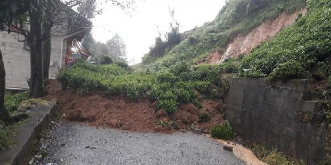 Rize'de sağanak: Heyelan nedeniyle 8 köy yolu kapandı