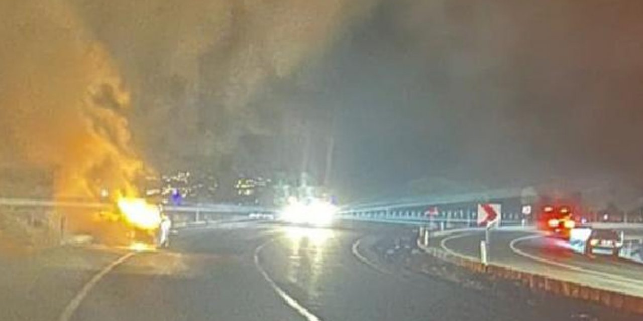 Nevşehir'de seyir halindeki otomobil alev topuna döndü