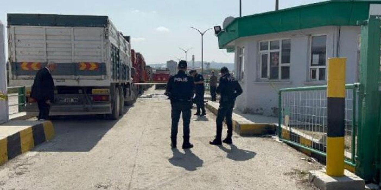 Husumetli aileler arasında silahlı kavga: 3 yaralı