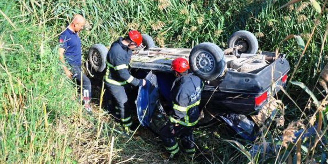 Manisa'da feci kaza: Baba- kızı itfaiye kurtardı