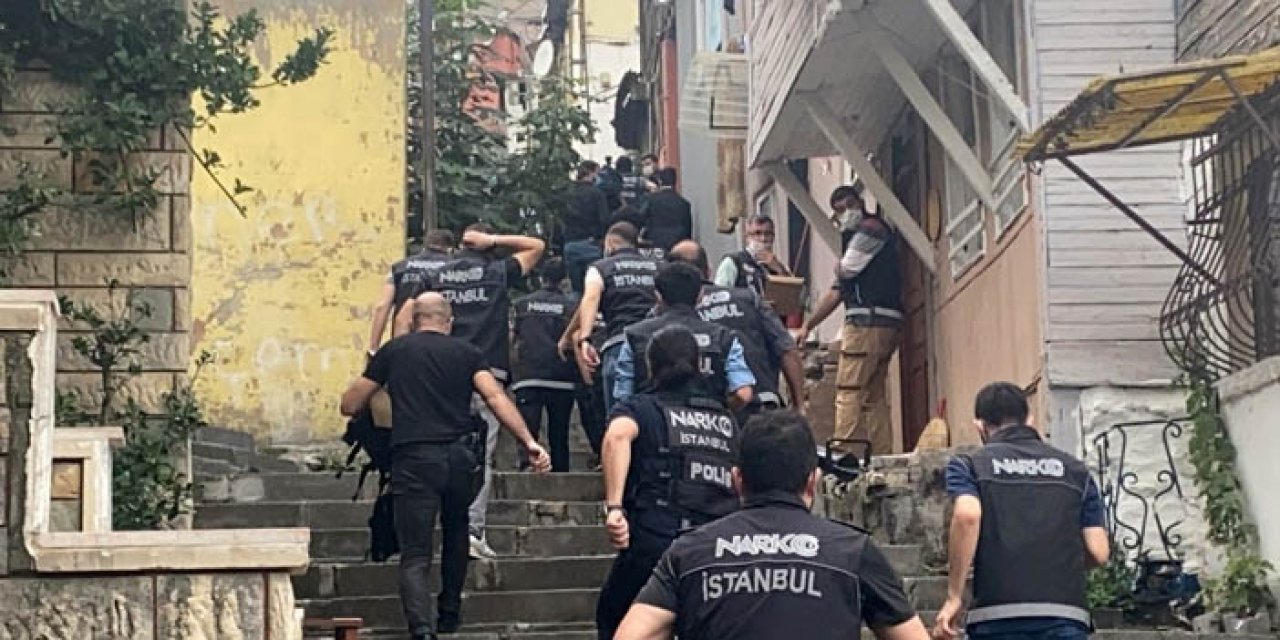 İstanbul'da uyuşturucu operasyonu: 104 gözaltı