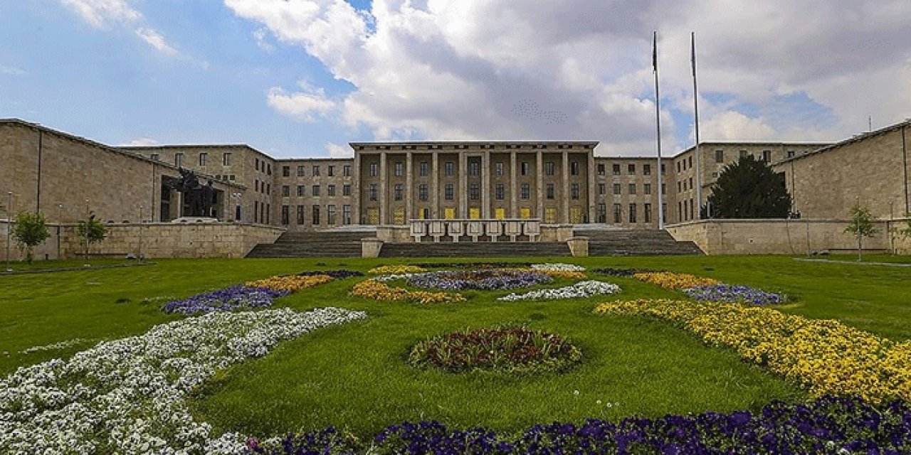 Meclis'te yeni güvenlik önlemleri aldı