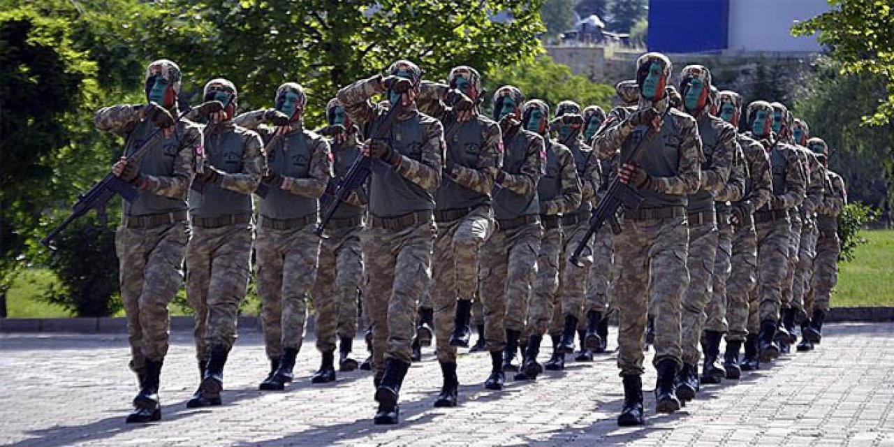 Jandarma’dan PKK’ya operasyon: 2 sığınak imha edildi