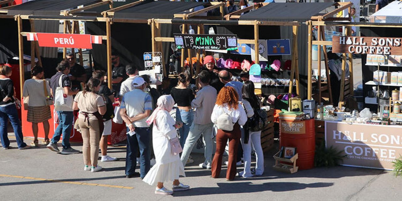 Kahve Tutkunlarının Buluştuğu Adres! İzmir Coffe Festivali Başlıyor...