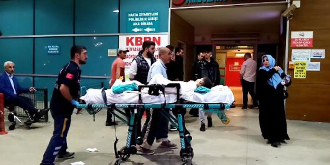 Çaydanlıktaki suyu üzerine döktü: Ağır yaralandı