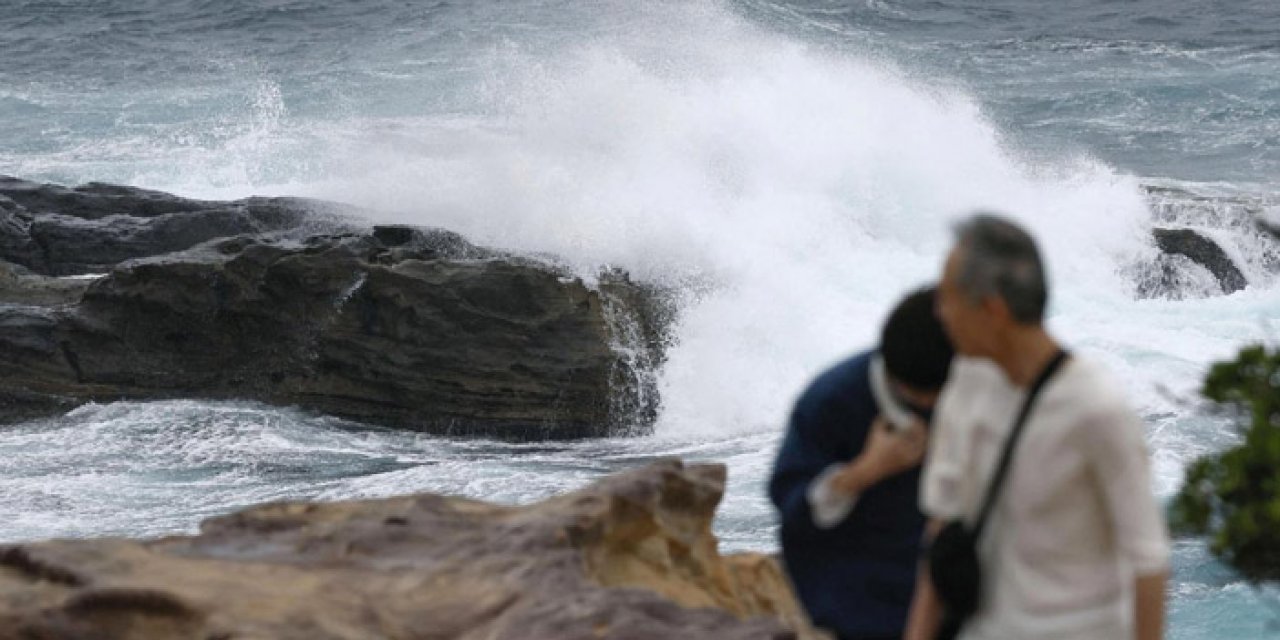 Japonya'ya tsunami uyarısı