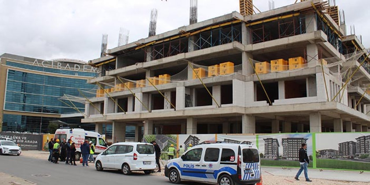 2 işçi zemine düştü: Güvenlik filesi hayatını kurtardı