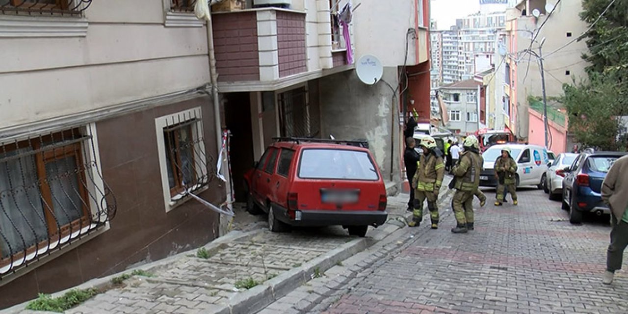 Freni boşalan araç doğalgaz kutusuna çarptı